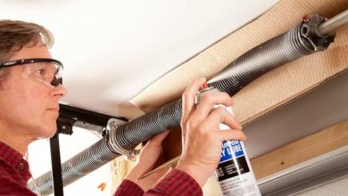 What Are Essential Garage Door Maintenance Tips